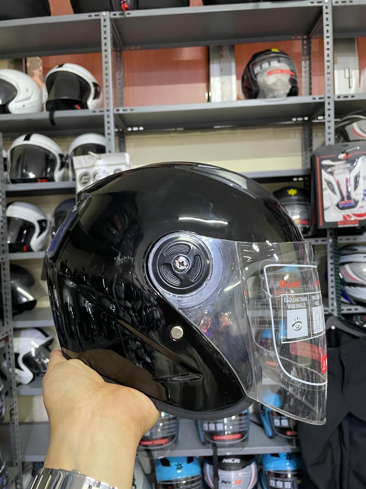 PARLAK SİYAH YARIM KASK