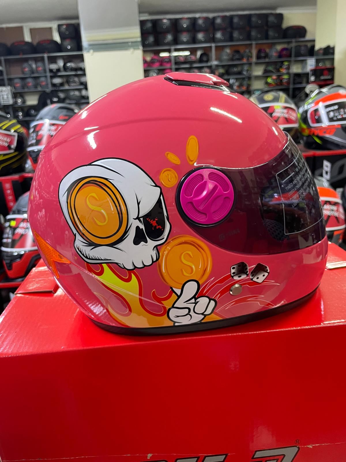 Pembe Çocuk Kaskı