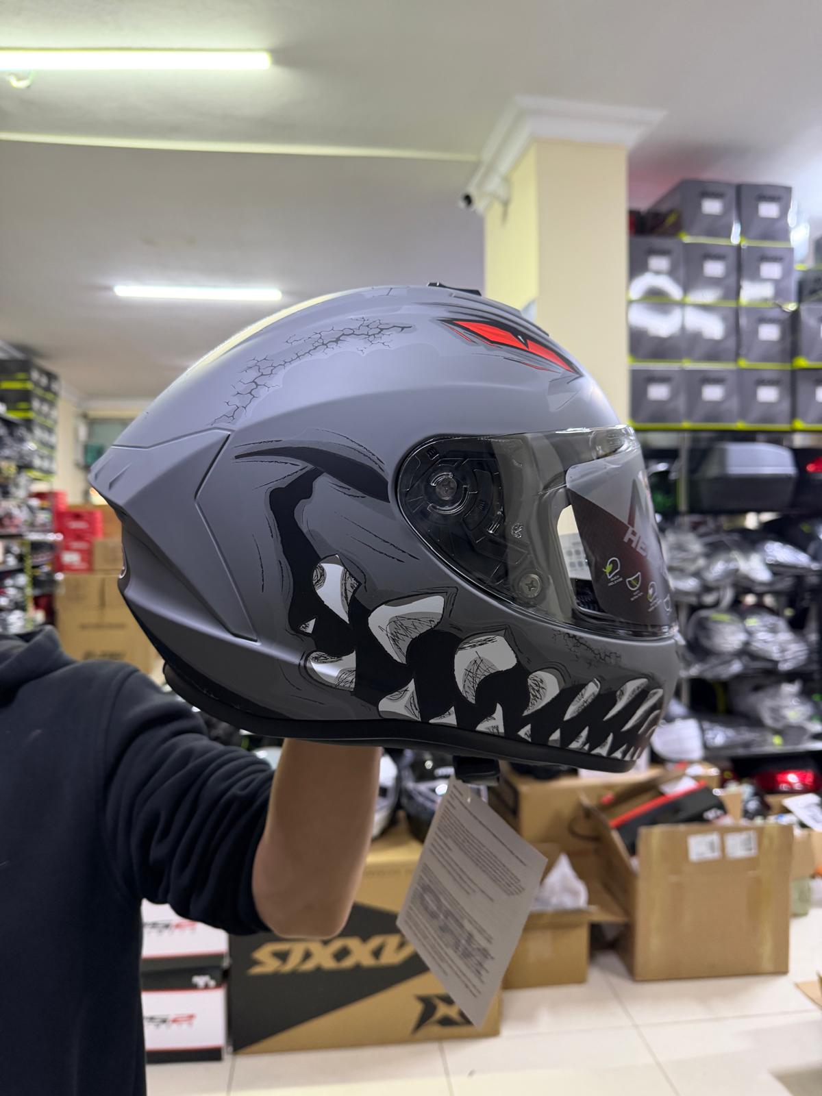 NRO kask