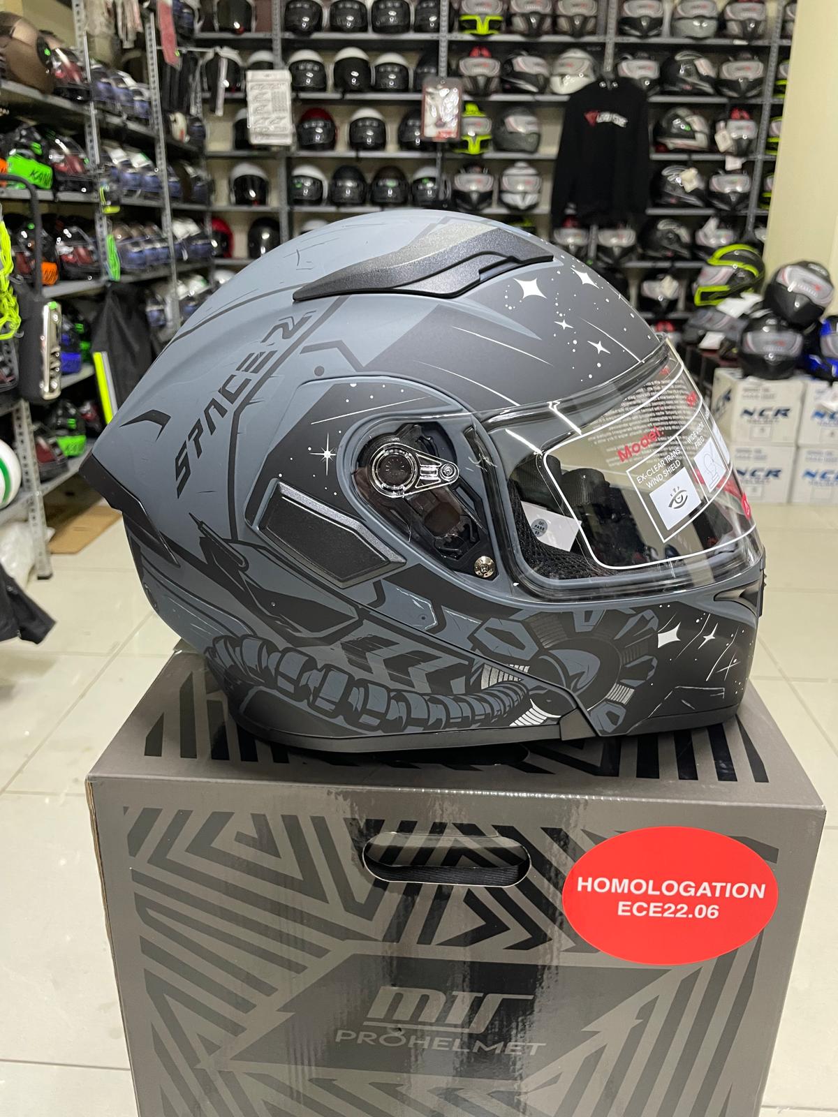 JK 902 Çene Açılır Kask Uzay