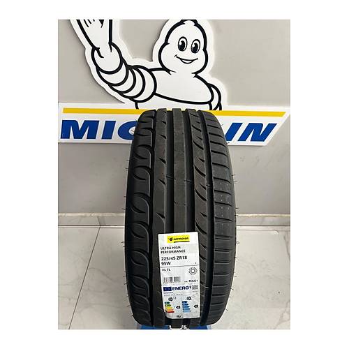 225/45R18 95W XL Ultra High Performance KO