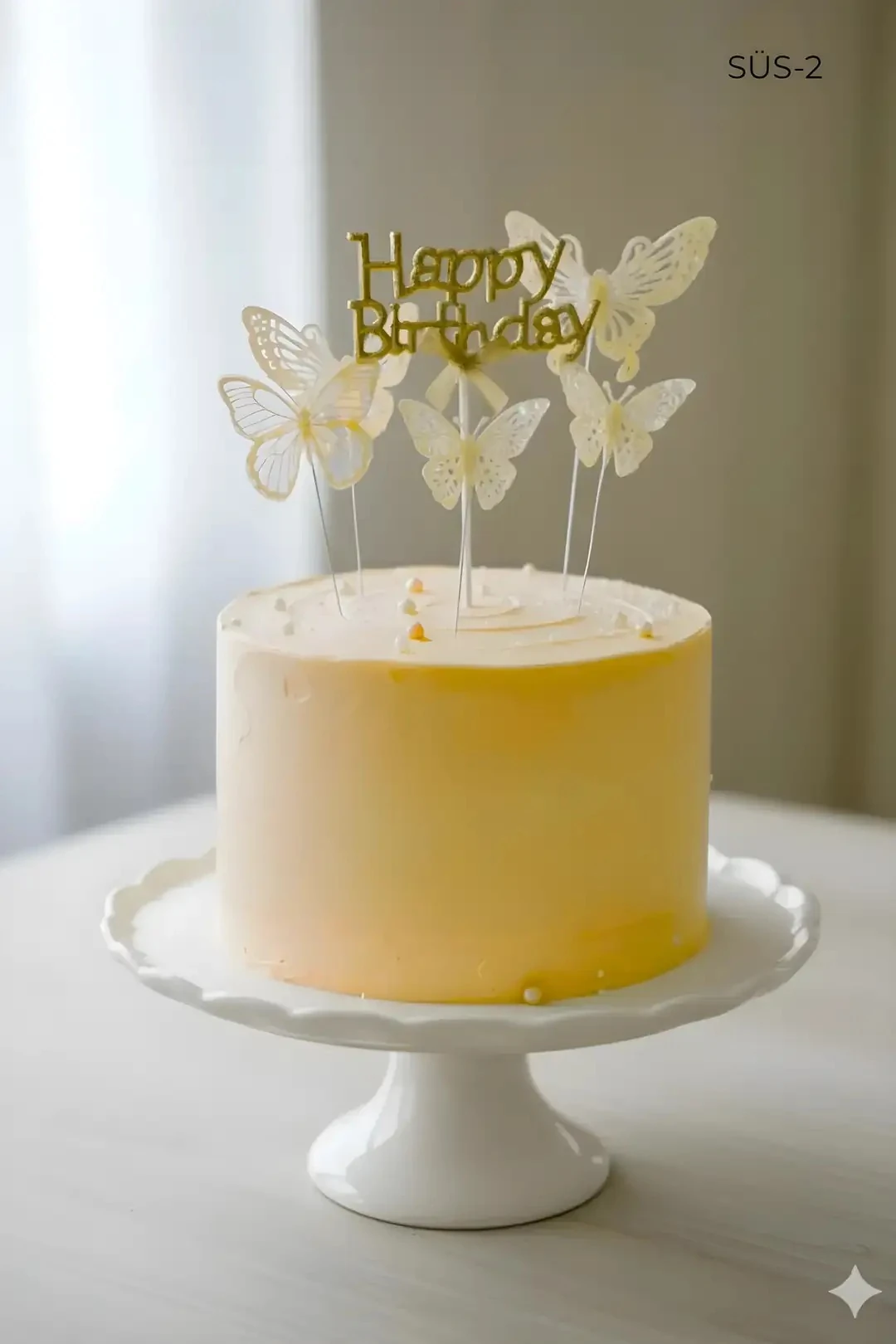 Pasta Üstü Happy Birhtday & Kelebek Süs Seti Gold