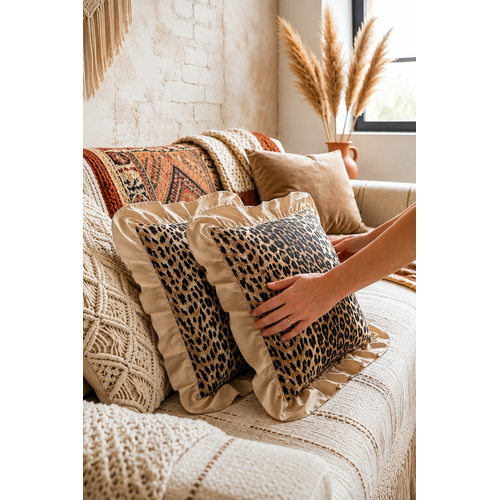F�rf�rl� k�rlent k�l�f�, 2 adet,  43 X 43 cm, fermuarl�d�r, leopar k�rlent k�l�f�