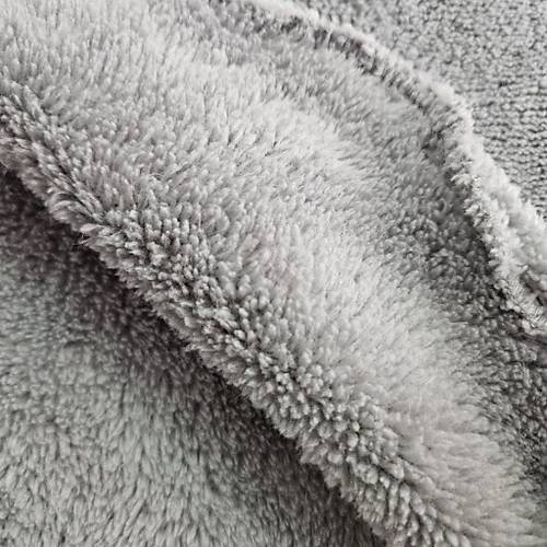 Pelu kadn pano, giyilebilir ev battaniyesi