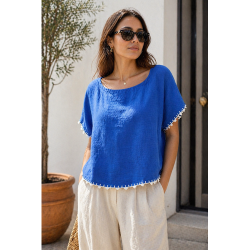 Muslin bluz, % 100 pamuklu, koyu mavi, kenar� el i�i d���k kol