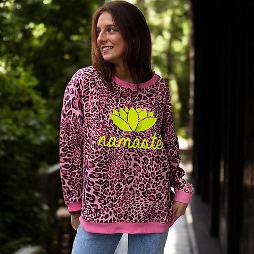 LEOPAR DESENL NAMASTE SWEATSHIRT