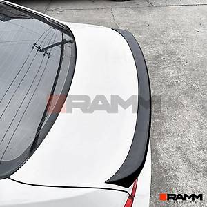 BMW E90 CSL Stil Bagaj Spoiler � Parlak Siyah