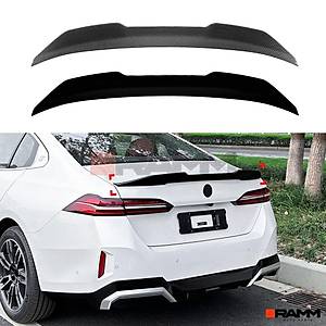 BMW G60 Bagaj Spoiler Parlak Karbon