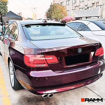 BMW E92 TAVAN SPOLER  PARLAK KARBON