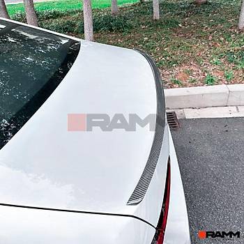 BMW G60 BAGAJ SPOLER PARLAK  KARBON