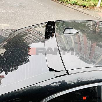 BMW F10 Tavan Spoileri � Parlak Karbon