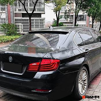 BMW F10 Tavan Spoileri � Parlak Karbon