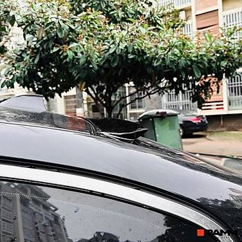 BMW F10 TAVAN SPOLER  PARLAK  SYAH