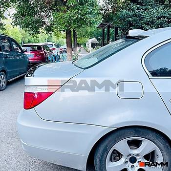 BMW E60 TAVAN SPOLER PARLAK  SYAH