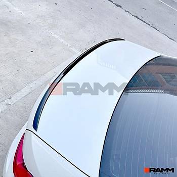 BMW G20 BAGAJ SPOLER PARLAK  SYAH