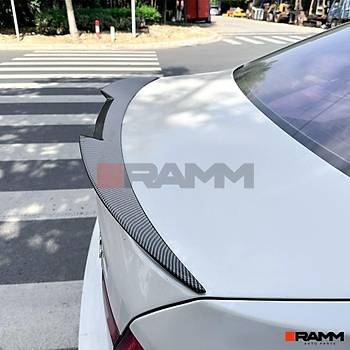 BMW F10 M4 GRNML SPOLER PARLAK KARBON