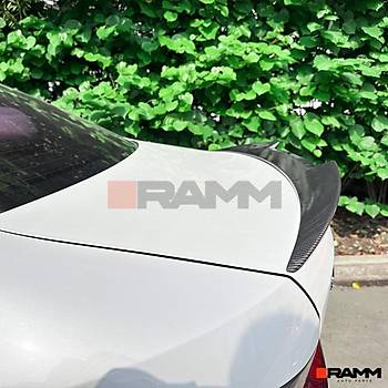 BMW G20 M4 BAGAJ SPOLER  PARLAK KARBON