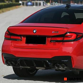 BMW G30 M5 BAGAJ SPOLER  PARLAK  KARBON
