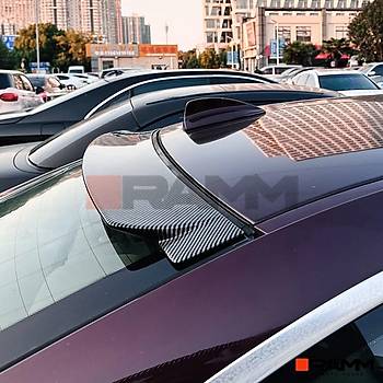 BMW E92 TAVAN SPOLER  PARLAK KARBON