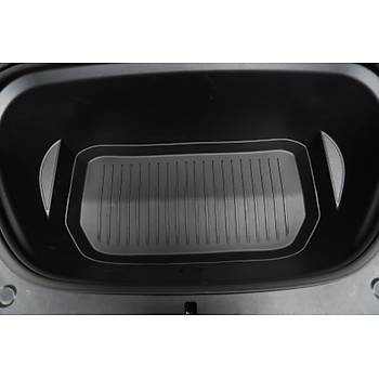 Tesla Model Y �n Bagaj Havuzlu Kau�uk Paspas� - Siyah