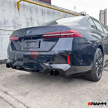 BMW G60  DFZR PARLAK  SYAH