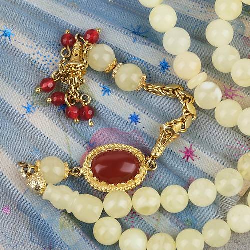 Rus Kaya Damla Kehribar G�m�� P�sk�l 66l�k K�re Kesim 8mm Tesbih