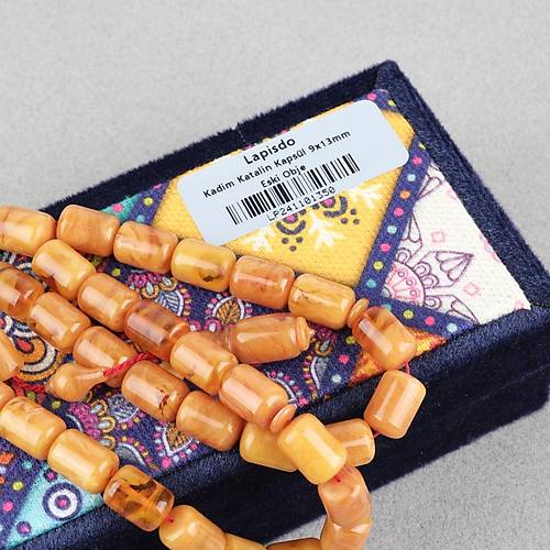 Kadim Katalin Eski Obje Usta ��i �mzal� Kaps�l Kesim 9x13mm Tesbih