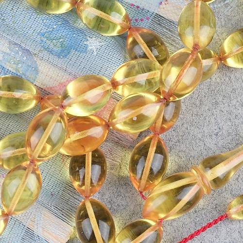 Ate� Kehribar Eski Oyun Zar Obje Patinli Beyzi Kesim 7x10.5mm Tesbih