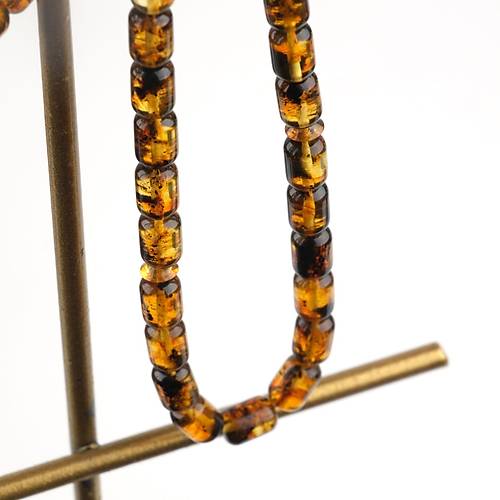 Baltk Damla Kehribar Fosilli 1000Ayar Kazas Pskl Kapsl Kesim 7x10mm Tesbih