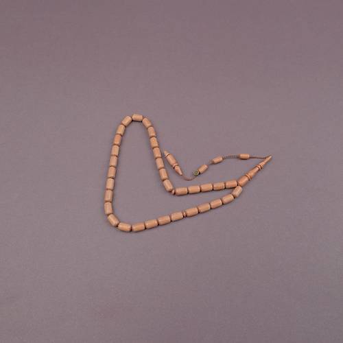 Beyaz Plesenk A�ac� Usta ��i �mzal� Kaps�l Kesim 6.5x11.5mm Tesbih