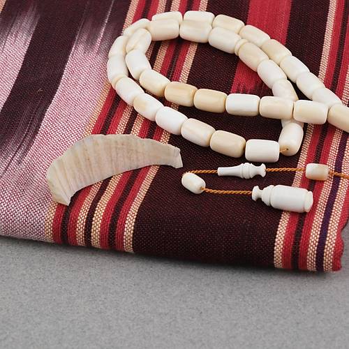 Balina Di�i Usta ��i Kaps�l Kesim 7.7x11.6mm Tesbih