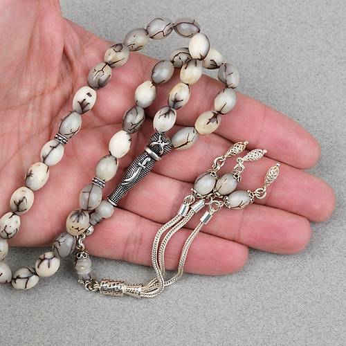 K�br�s Hurma �ekirde�i 925Ayar G�m�� P�sk�l Beyzi Kesim 8x10mm Tesbih