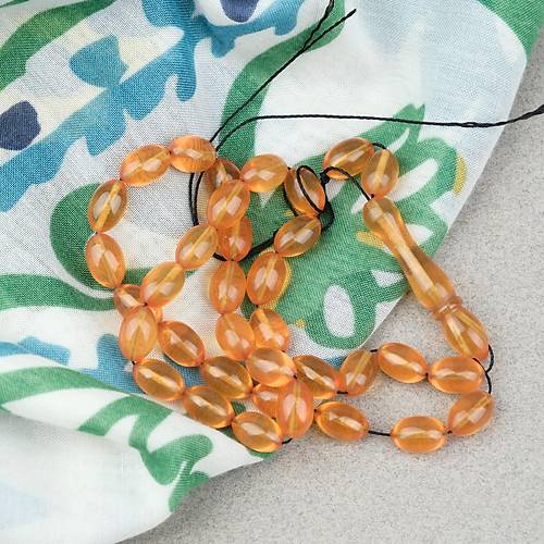 S�kma Kehribar Beyzi Kesim 7x11mm Tesbih- �effaf Koyu Sar�