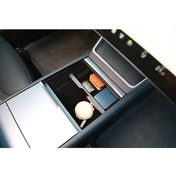 Tesla Juniper Orta Konsol Dzenleyici, Karbon Detayl, Kaymaz Yzey Kuma Kaplamal, Siyah Renk