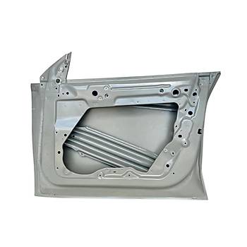 Tesla Model Y  n Kap Paneli, Sa, Ara Rengine Boyanacaktr