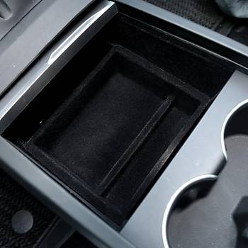 Tesla Juniper Orta Konsol Dzenleyici st Kaymaz Yzey Kuma Kaplamal, Orijinal Versiyon Siyah Renk