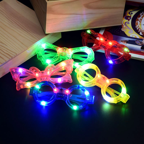 Led I��kl� Kar���k 6 Model Yanar S�ner Parti G�zl��� 12 Adet