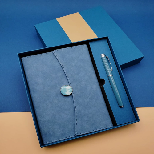 �izgili Defter Ve Metal Kalem Seti