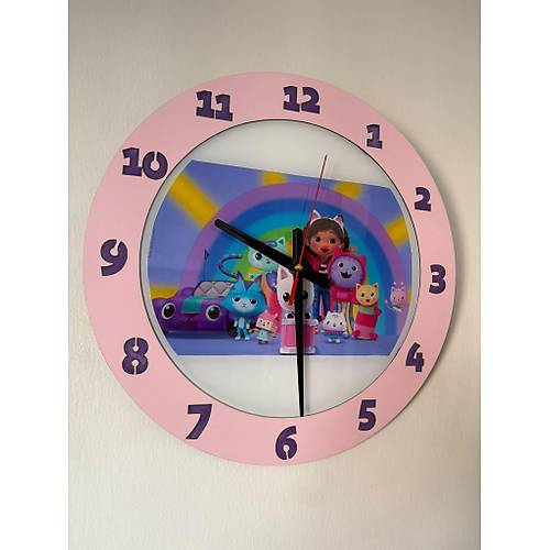 PELNCE KIDS - Gabby'nin Hayal Evi (Gabby Dollhouse) Temal ocuk Odas Duvar Saati - 40 cm