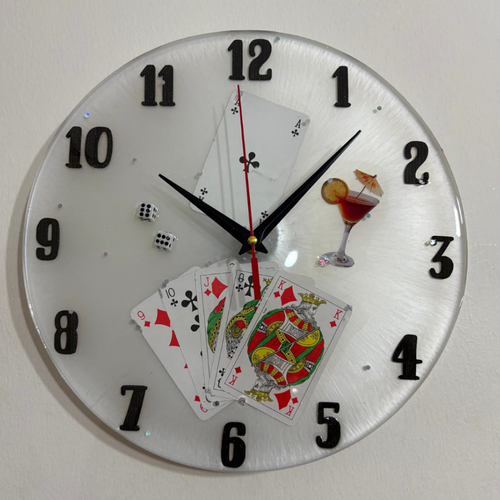 PELNCE - skambil Kad, Poker, Zar, Oyun Kartlar Temal Epoksi Duvar Saati - 30 cm - Beyaz Renk