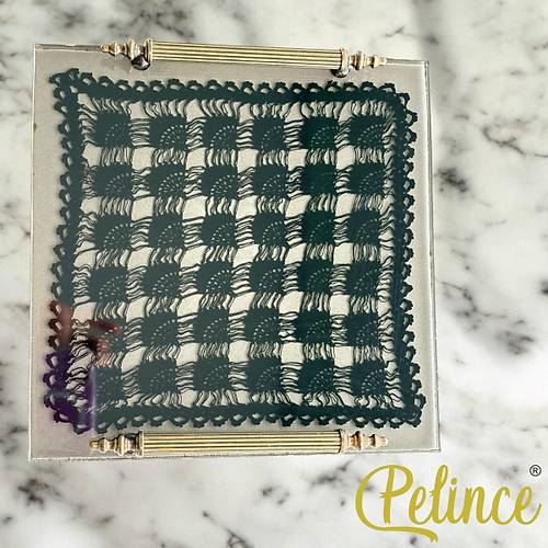 Epoksi Reine Dantelli Tepsi -  Kare Siyah Dantel - En Boy 25 cm