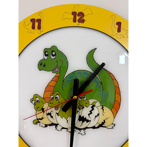 Dinozor Aile Temal ocuk Odas Duvar Saati - Ahap Lazer Kesim Epoksi - 40 cm