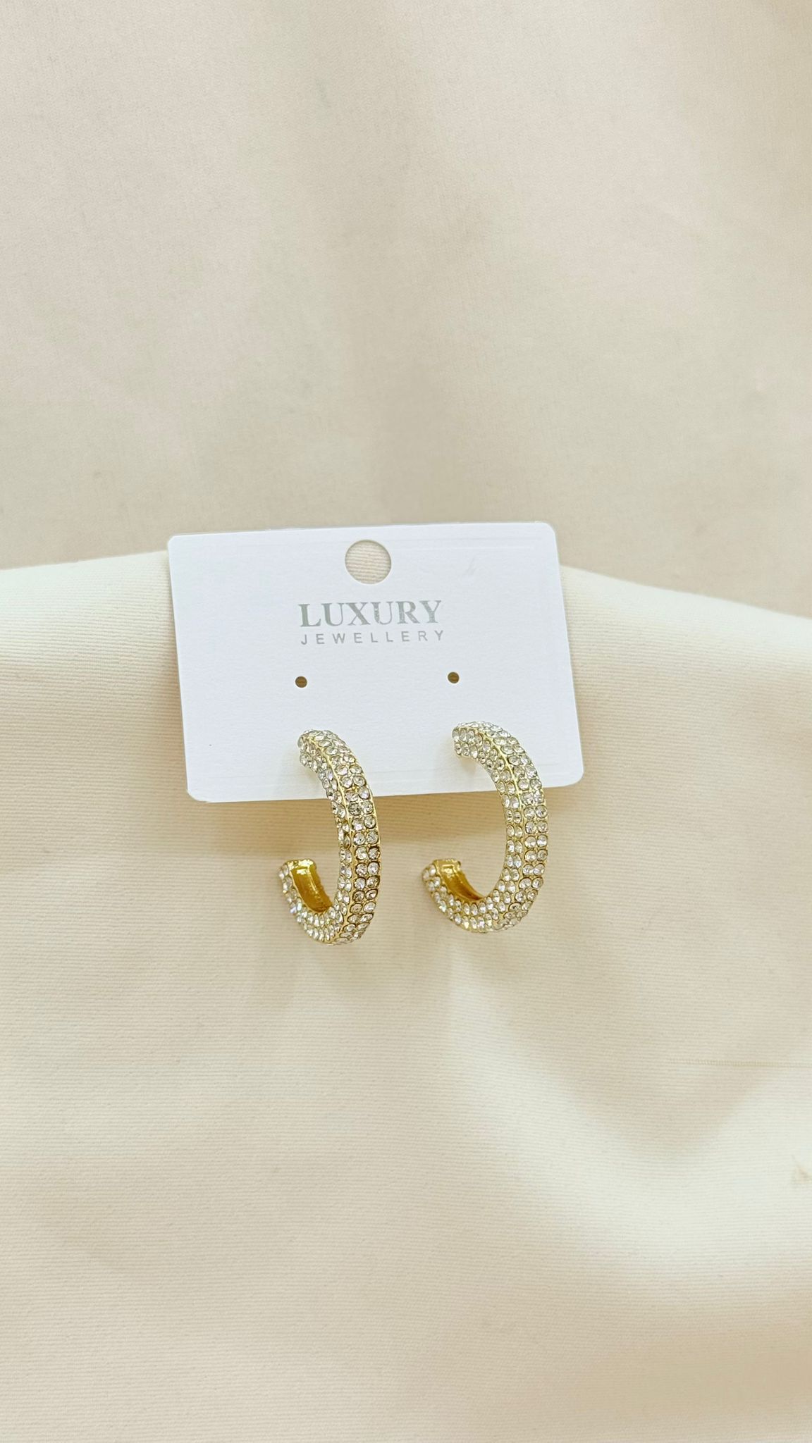 Bujiteri Küpe