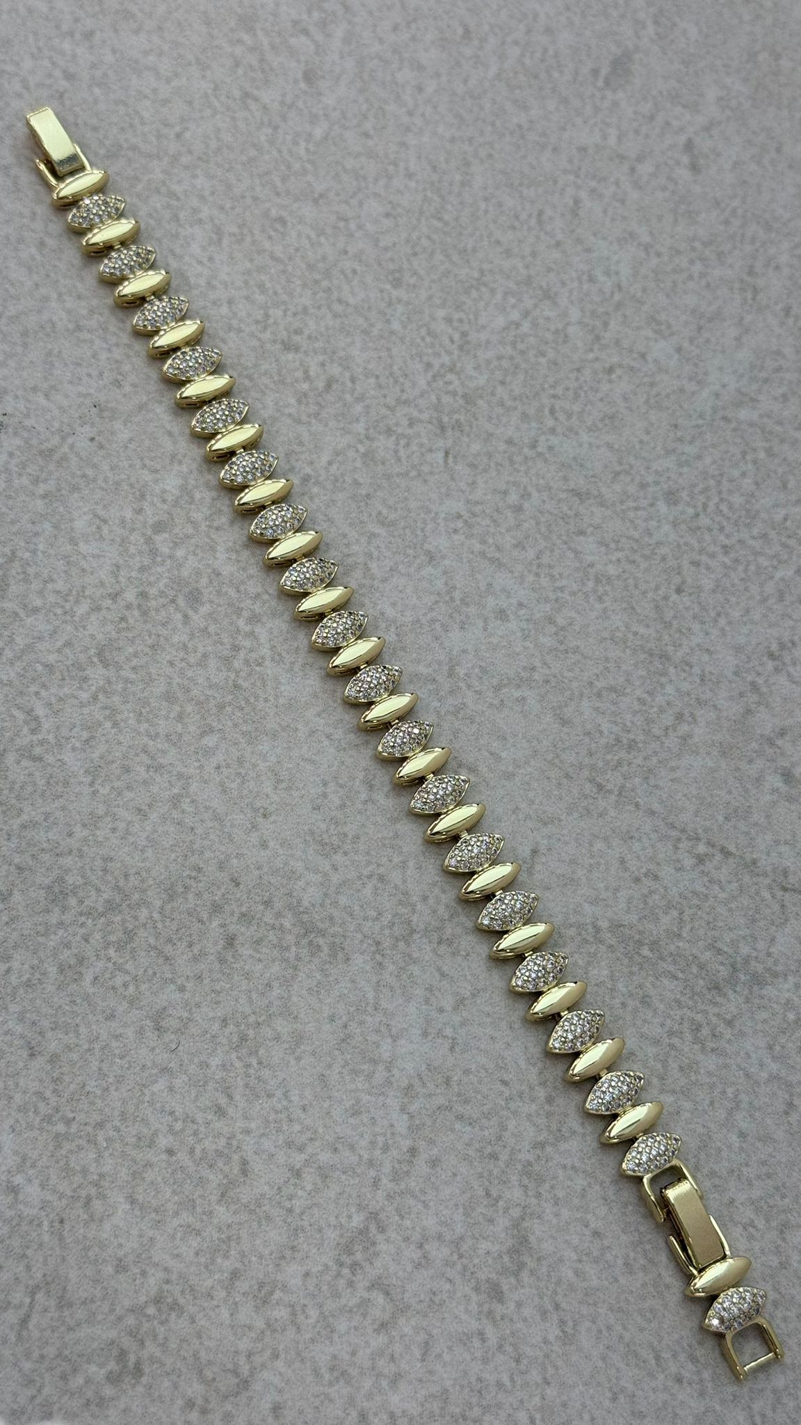 Xuping Bileklik