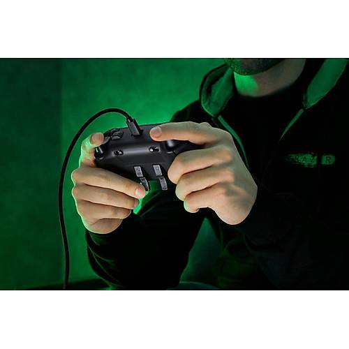 RAZER RZ06-04010100-R3M1 Wolverine V2 Chroma Kablolu Oyun Kolu
