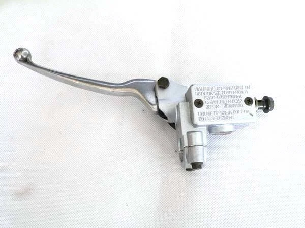 SCT 150 ARKA FREN MERKEZİ ÜST SOL