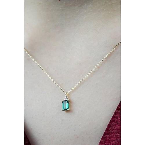 14 Ayar Altın Yeşil Taşlı Minimal Kolye