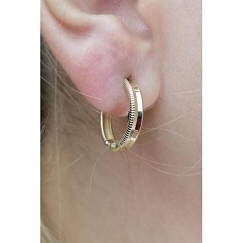 14 Ayar Altın Ajda Küpe Orta Boy Yeşil