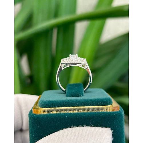 BEYAZ ALTIN BAGET Y�Z�K 14 AYAR