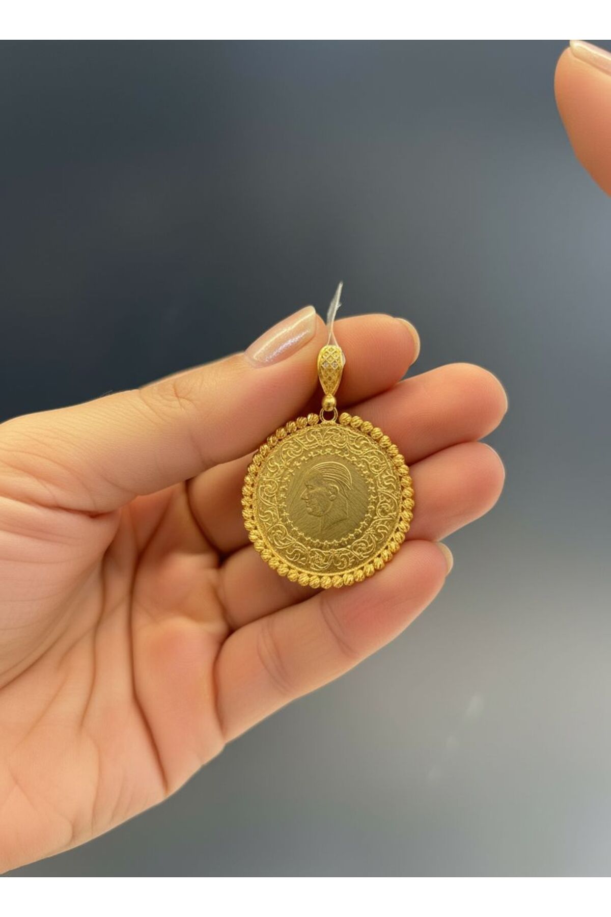 11 gr (GRAM) Tam Tur Dorikalı Tam Altın Kolye Ucu 22 Ayar Altın